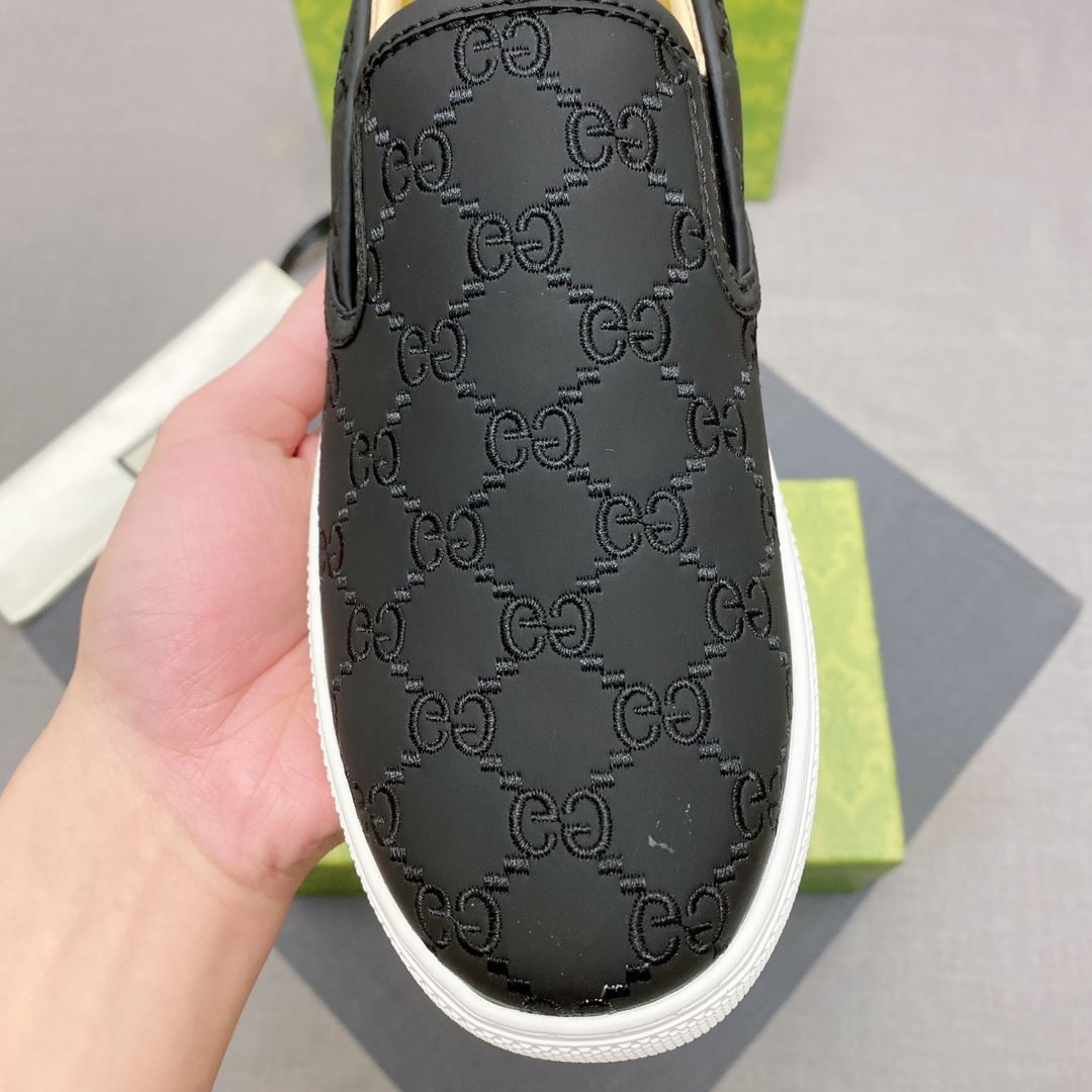 Gucci Low Shoes